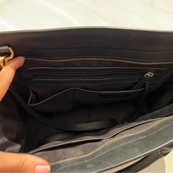 Michael Kors XL Selma Saffiano Leather Satchel Black with Gold-toned Hardware - Picture 4 of 7